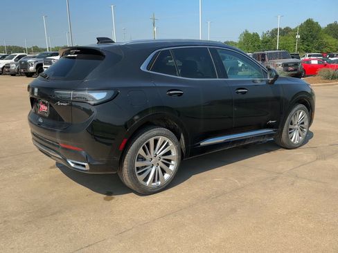 New 2025 Buick Envision Avenir image 8