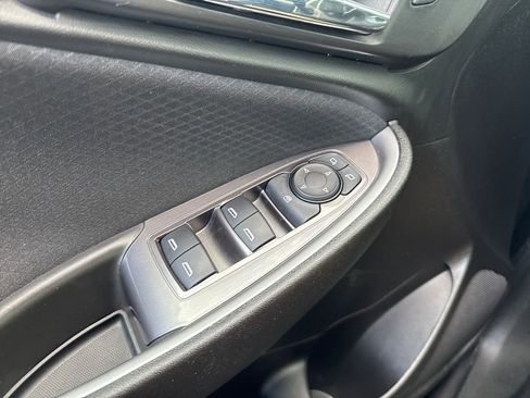 Used 2022 Chevrolet Malibu LS image 23
