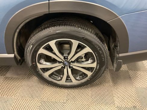 Used 2024 Subaru Forester Limited w/ Convenience Package image 7