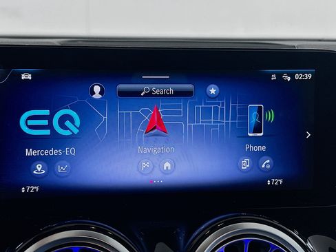 Used 2024 Mercedes-Benz EQB 250+ w/ Winter Package image 21