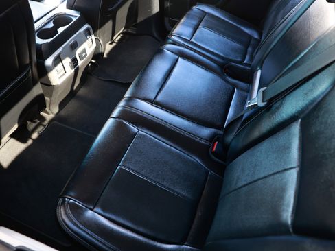 Used 2021 Ford F350 Lariat w/ Lariat Ultimate Package image 13