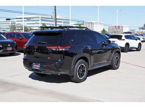 New 2026 Nissan Pathfinder Rock Creek w/ Rock Creek Premium Package AWD/4WD image 4