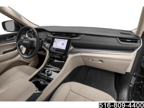 Used 2023 Jeep Grand Cherokee Overland AWD/4WD image 19