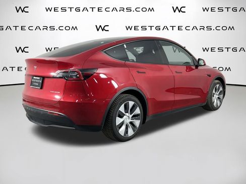 Used 2021 Tesla Model Y Long Range image 42