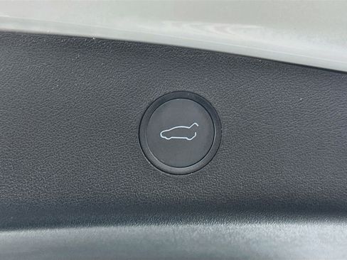 Used 2021 Tesla Model 3 Standard Range Plus RWD image 29