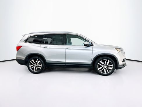 Used 2016 Honda Pilot Elite image 10