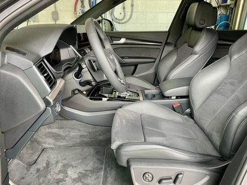 Used 2024 Audi SQ5 Premium Plus w/ Premium Plus Package image 14