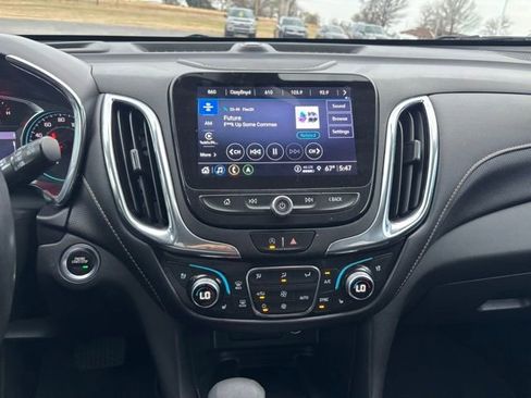 Used 2023 Chevrolet Equinox Premier FWD image 10