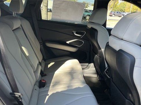 New 2026 Acura RDX SH-AWD image 31