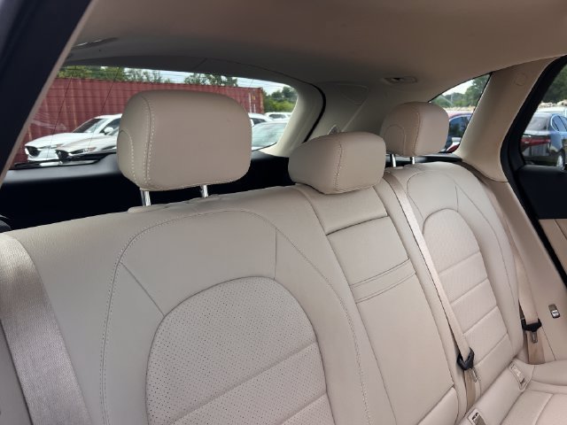 Used 2017 Mercedes-Benz GLC 300 image 28