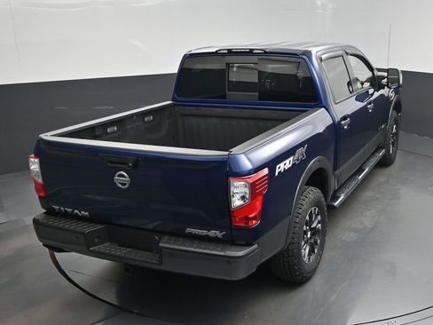 Used 2017 Nissan Titan PRO-4X w/ Pro-4x Convenience Package AWD/4WD image 24