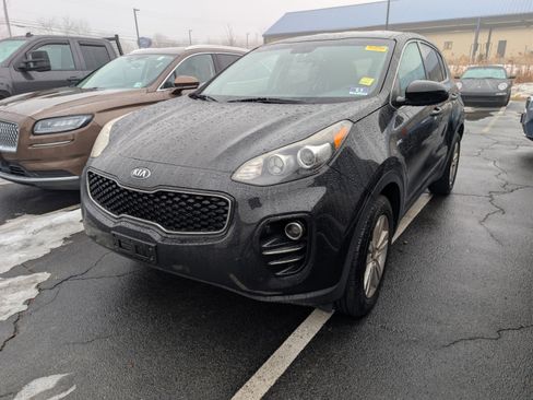 Used 2019 Kia Sportage LX image 1