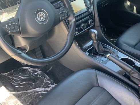Used 2014 Volkswagen Passat TDI SEL Premium FWD image 13