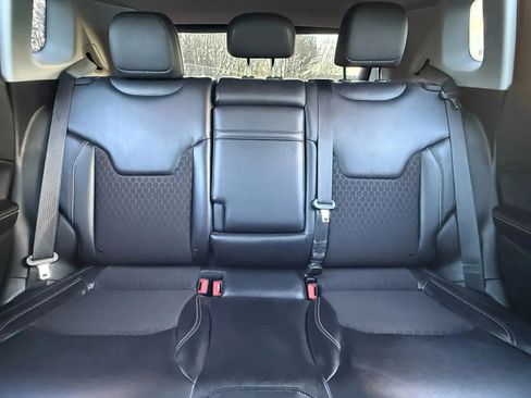 Used 2017 Jeep Compass Latitude w/ Popular Equipment Group image 22