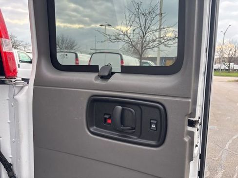 Used 2024 Chevrolet Express 3500 LT w/ LT Preferred Equipment Group RWD image 26