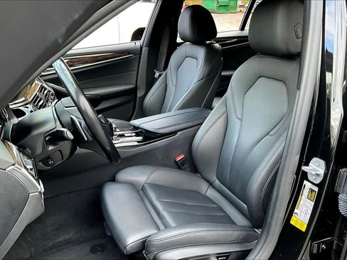 Used 2018 BMW 530i image 7