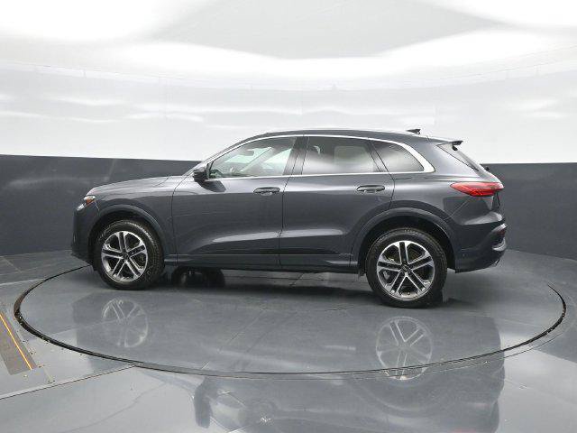 Used 2025 Audi Q5 Premium AWD/4WD image 4