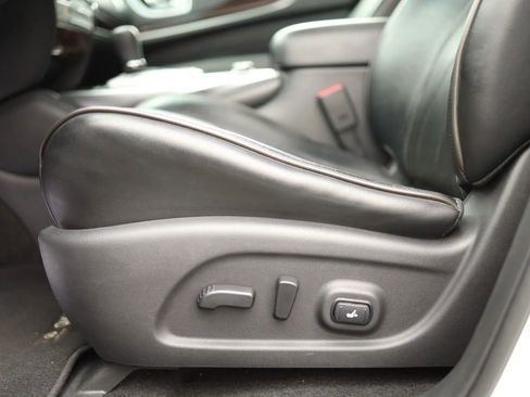 Used 2014 INFINITI QX60 AWD w/ Deluxe Touring Package image 14