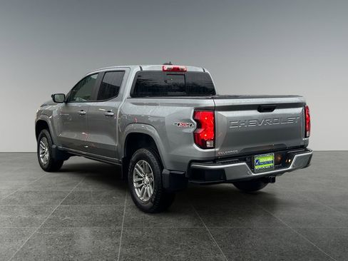 Used 2024 Chevrolet Colorado LT w/ LT Convenience Package II AWD/4WD image 6