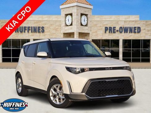Certified 2025 Kia Soul LX w/ LX Technology Package FWD image 1