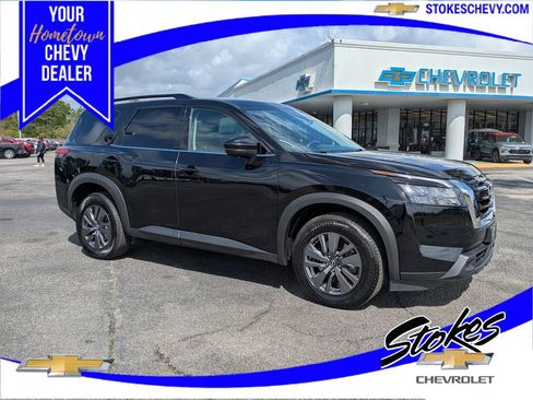 Used 2024 Nissan Pathfinder SV AWD/4WD image 1