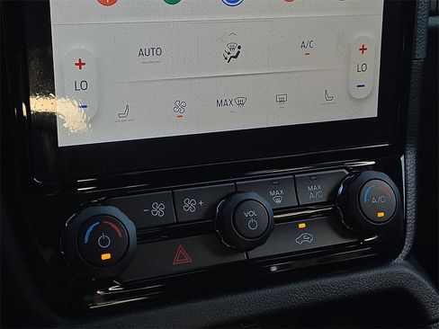 New 2025 Ford Ranger XLT w/ Equipment Group 301A High image 14