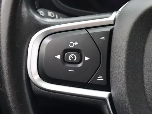 Used 2024 Volvo S60 B5 Core FWD image 18