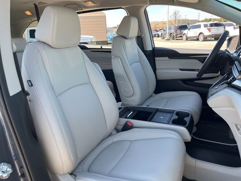 Certified 2026 Honda Odyssey EX-L image 29