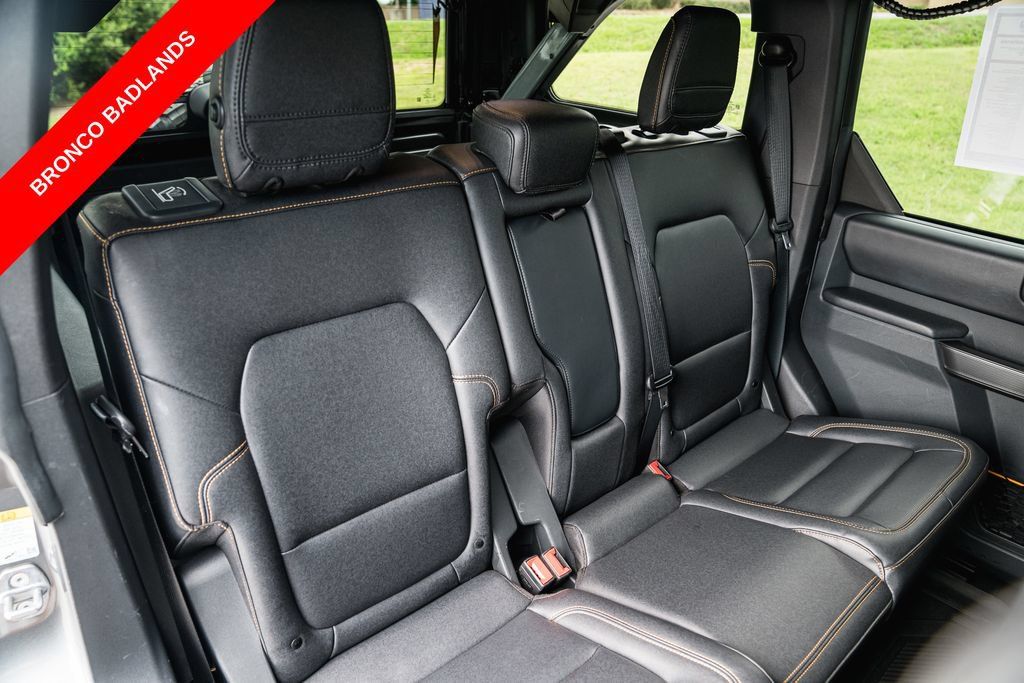 Used 2024 Ford Bronco Badlands AWD/4WD image 29