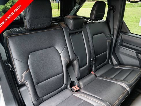 Used 2024 Ford Bronco Badlands AWD/4WD image 29