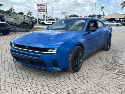 New 2026 Dodge Charger R/T AWD/4WD image 3