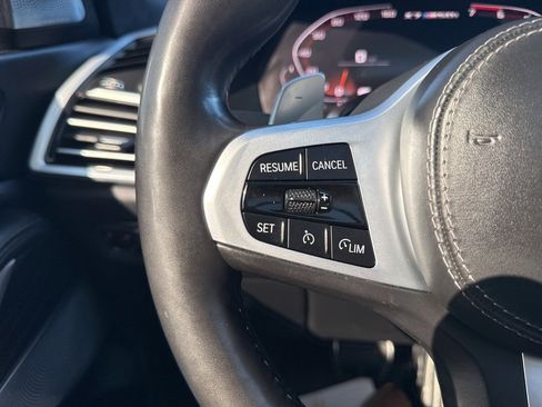 Used 2020 BMW X7 M50i w/ Dynamic Handling Package image 26