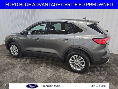 Certified 2022 Ford Escape SE w/ Cold Weather Package AWD/4WD image 5