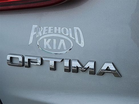 Used 2015 Kia Optima EX image 31