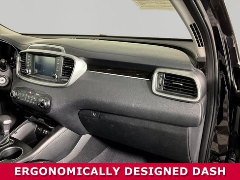 Used 2020 Kia Sorento LX AWD/4WD image 24