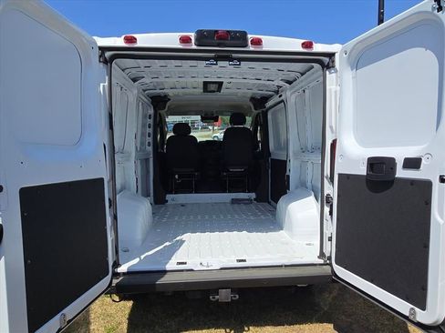 New 2026 RAM ProMaster 1500 w/ Convenience Group FWD image 6