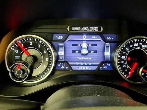 Used 2020 RAM 1500 Big Horn AWD/4WD image 14