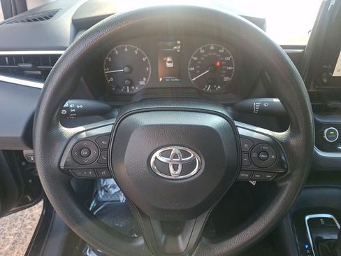 Used 2024 Toyota Corolla LE FWD image 18