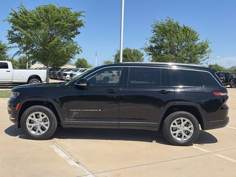 Used 2023 Jeep Grand Cherokee L Limited image 6