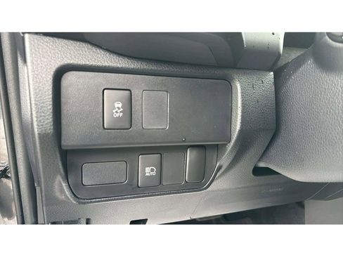 Used 2020 Toyota Tacoma SR AWD/4WD image 20