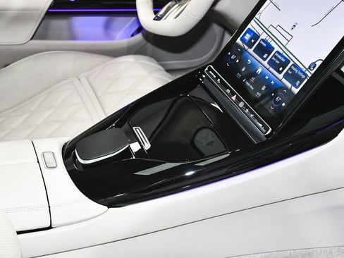 Used 2025 Mercedes-Benz AMG GT 55 image 66