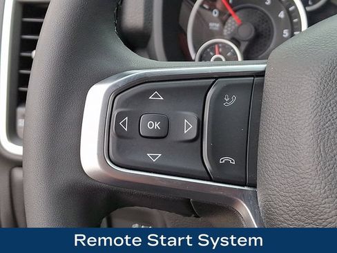 Used 2026 RAM 2500 Big Horn AWD/4WD image 7