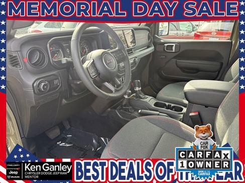 Certified 2025 Jeep Wrangler Unlimited Rubicon w/ Convenience Group AWD/4WD image 19