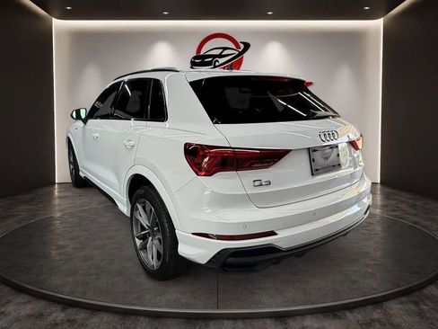 Used 2024 Audi Q3 2.0T Premium AWD/4WD image 3