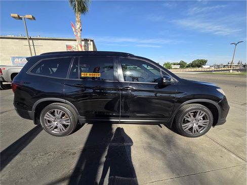 Used 2022 Honda Pilot Sport image 4
