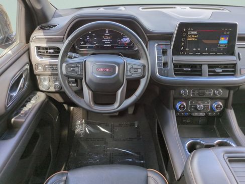 Used 2024 GMC Yukon AT4 w/ Max Trailering Package image 15