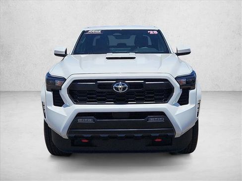 Certified 2025 Toyota Tacoma TRD Sport AWD/4WD image 2