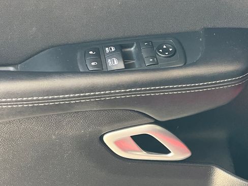 Used 2021 Dodge Challenger R/T w/ Driver Convenience Group RWD image 15