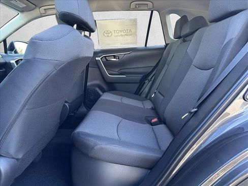 Used 2025 Toyota RAV4 XLE image 20