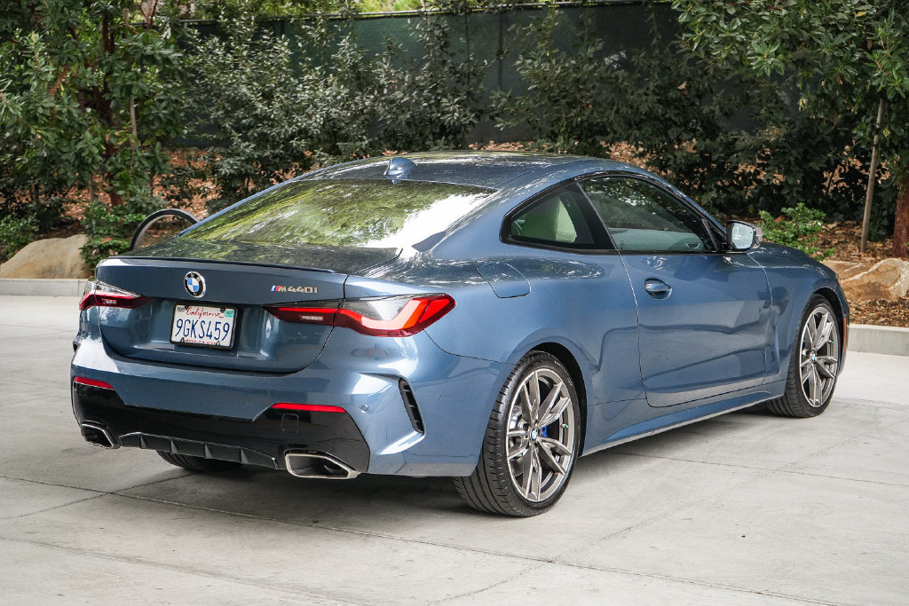 Used 2023 BMW M440i Coupe w/ Premium Package RWD image 6